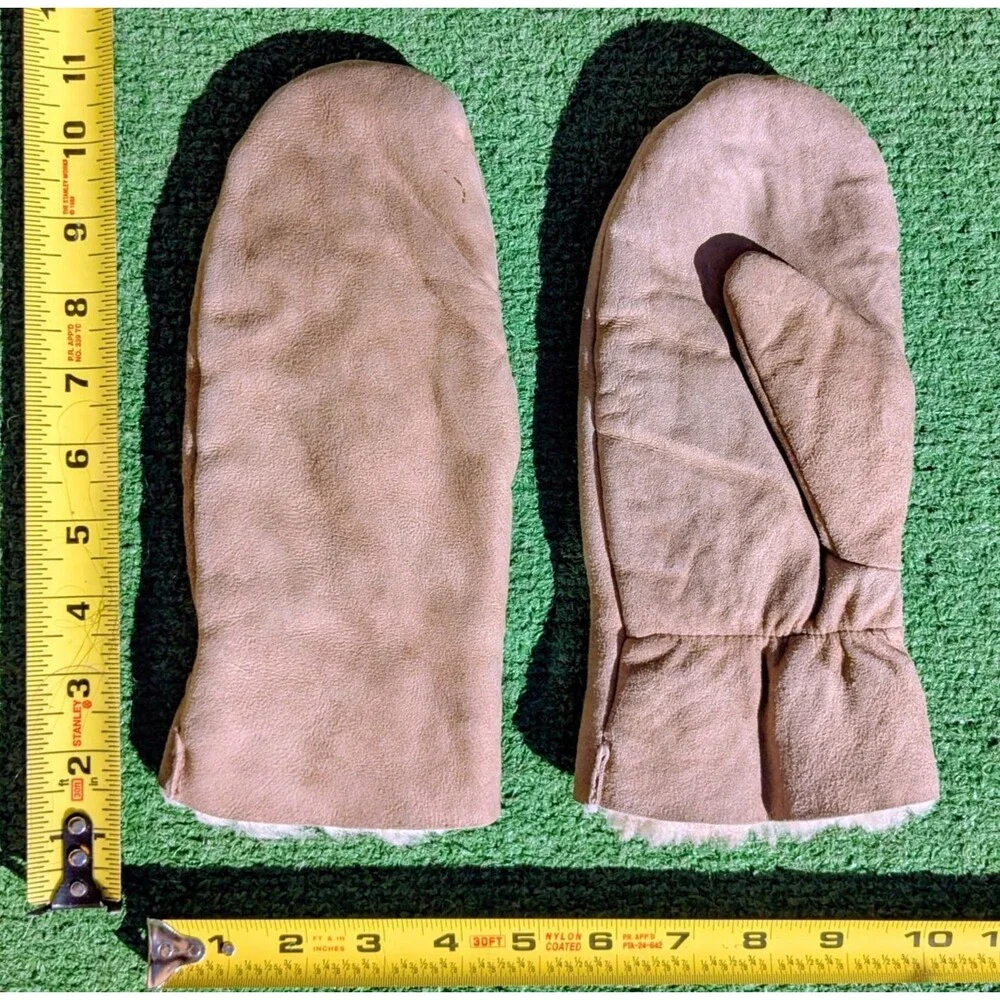 VTG Petite Large Camel Brown Suede w/Acrylic Warm Interior Mittens Glove Set GUC